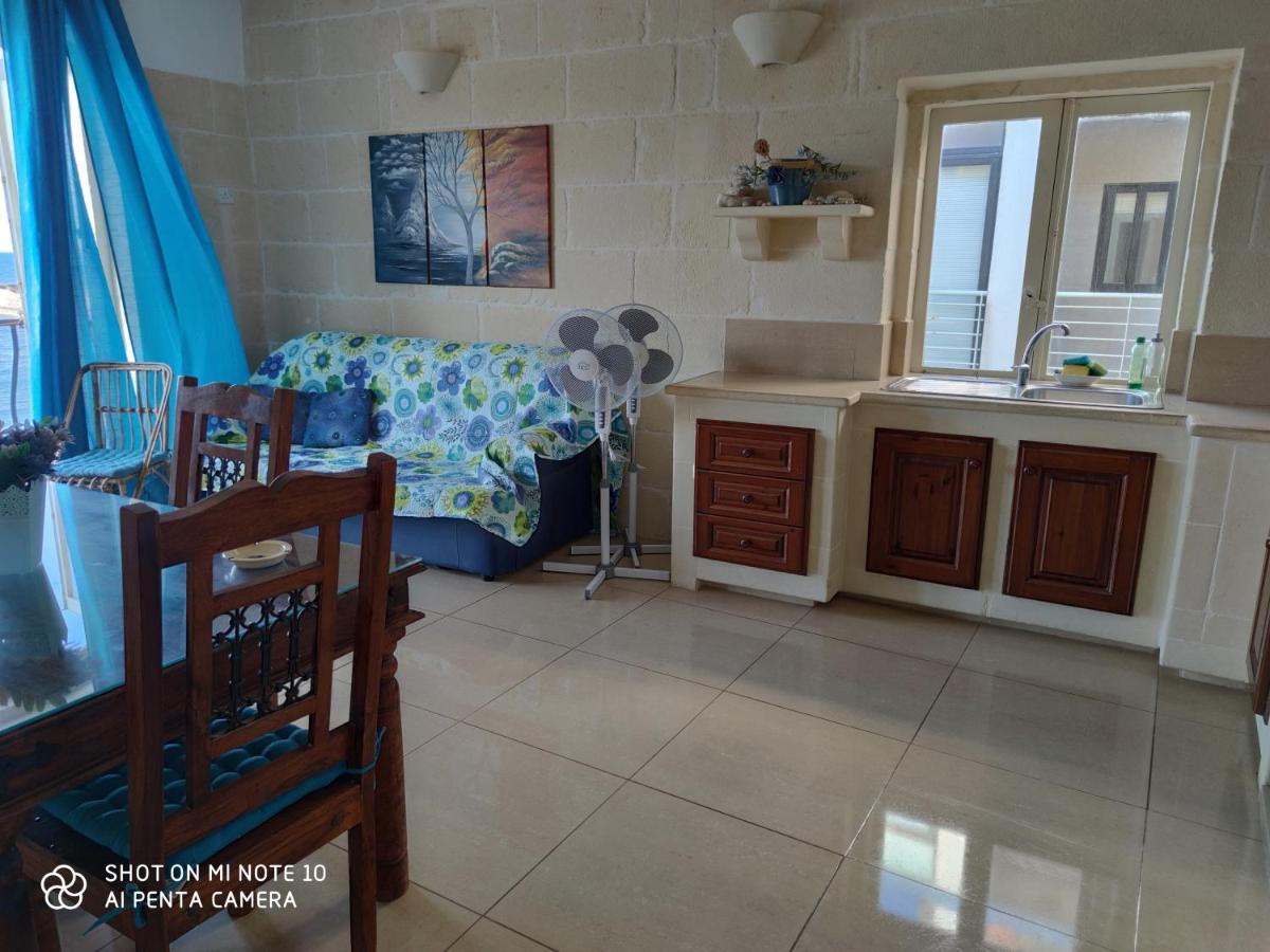 Seafront Two Bedroomed Apartment In Marsalforn Dış mekan fotoğraf