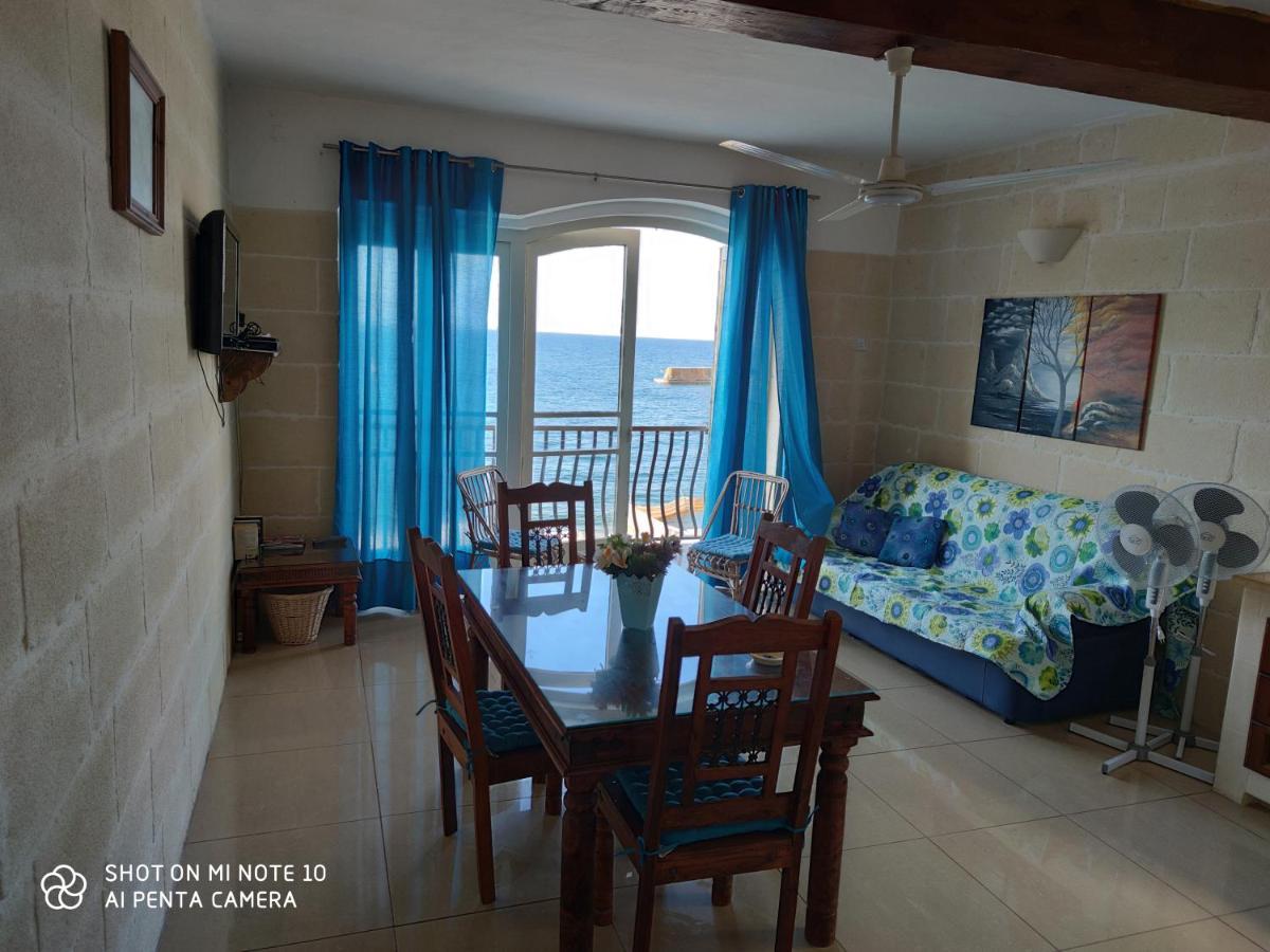 Seafront Two Bedroomed Apartment In Marsalforn Dış mekan fotoğraf